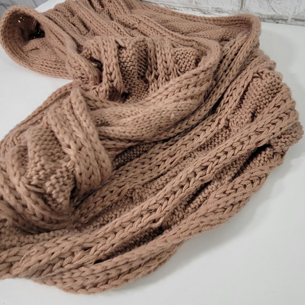 Do Everything in love knit infinity scarf